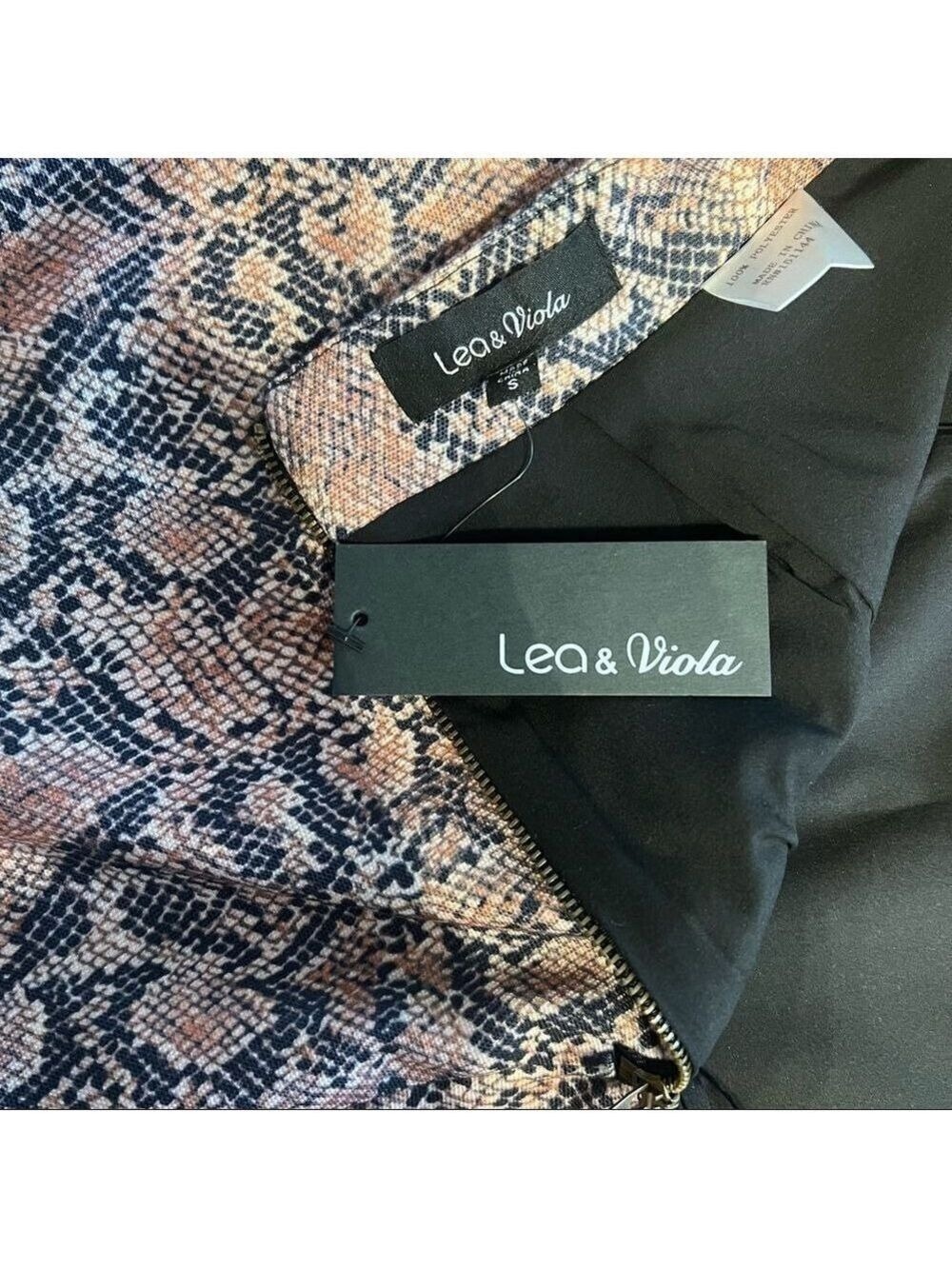 NWT Lea & Viola Pink and Black Snakeskin size small mini skirt 100% polyester - Picture 5 of 8